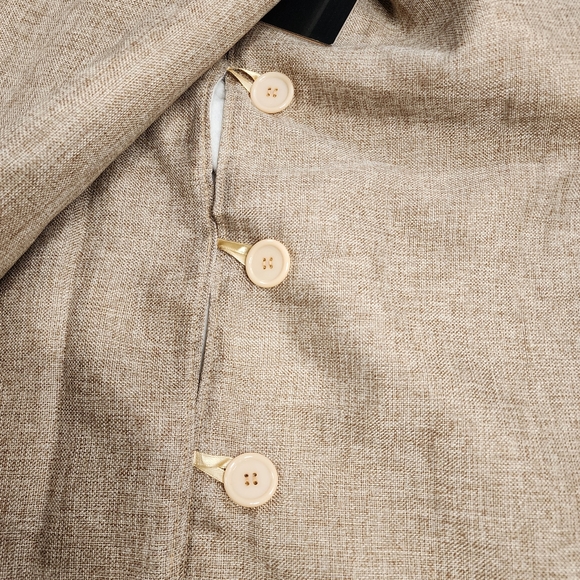 The Christmas Shoppe 48 inch Tree skirt - Picture 4 of 6